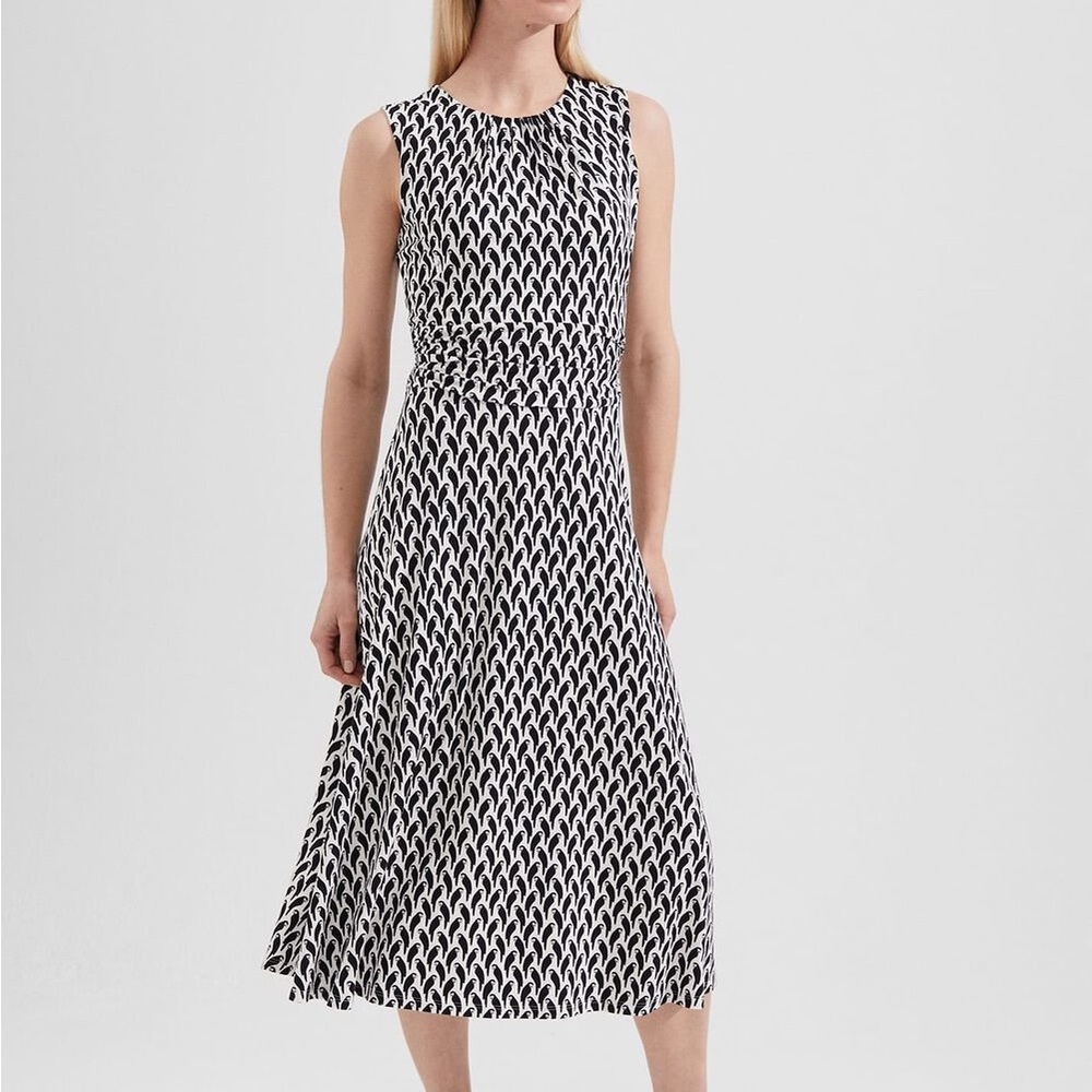 Sleeveless Black & White Patterned Midi Dress